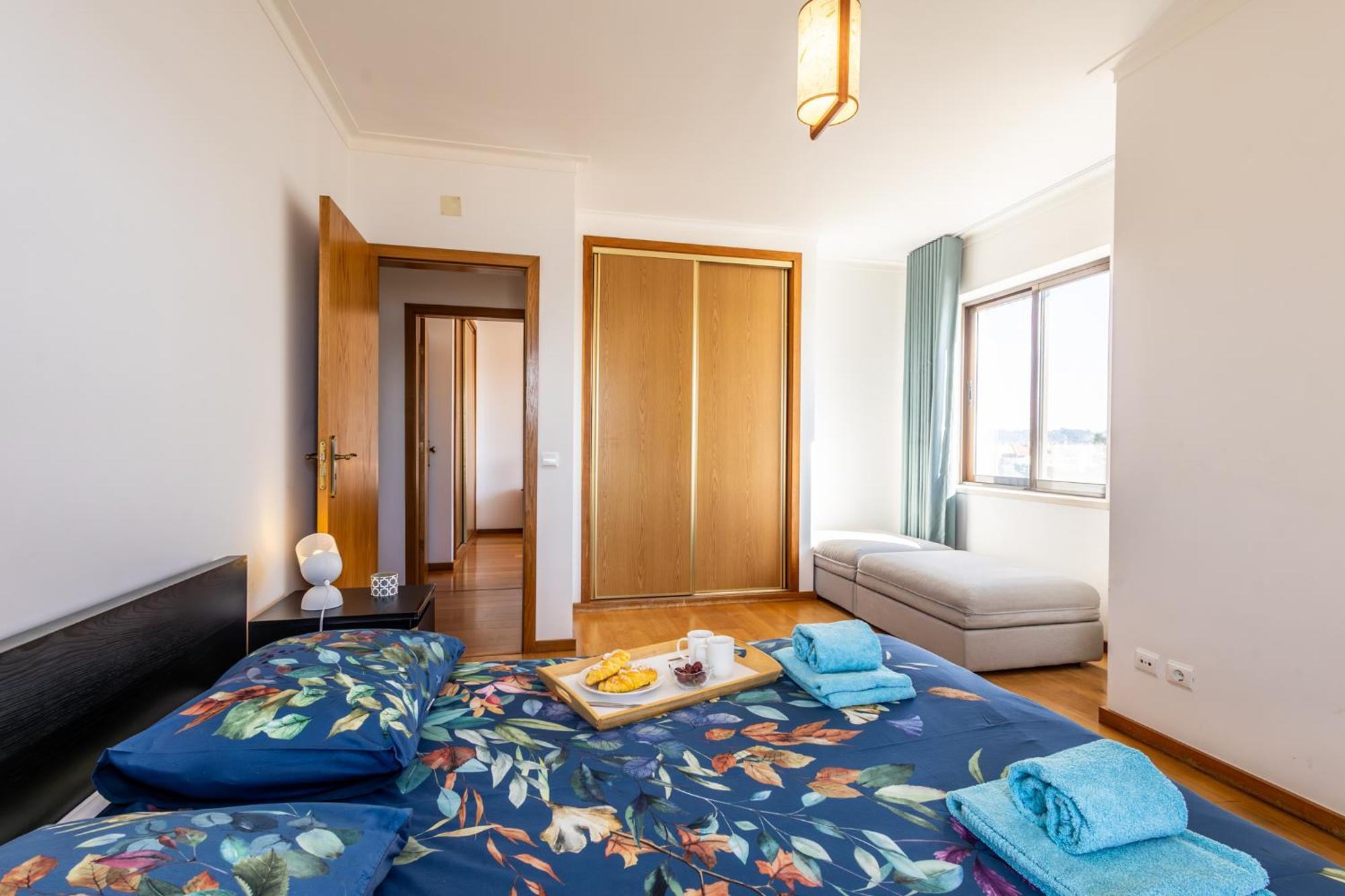 Beachfront 3bdr On Marginal Boulevard *