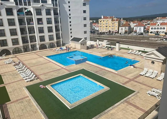 Beachfront 3Bdr Apt On Marginal Boulevard