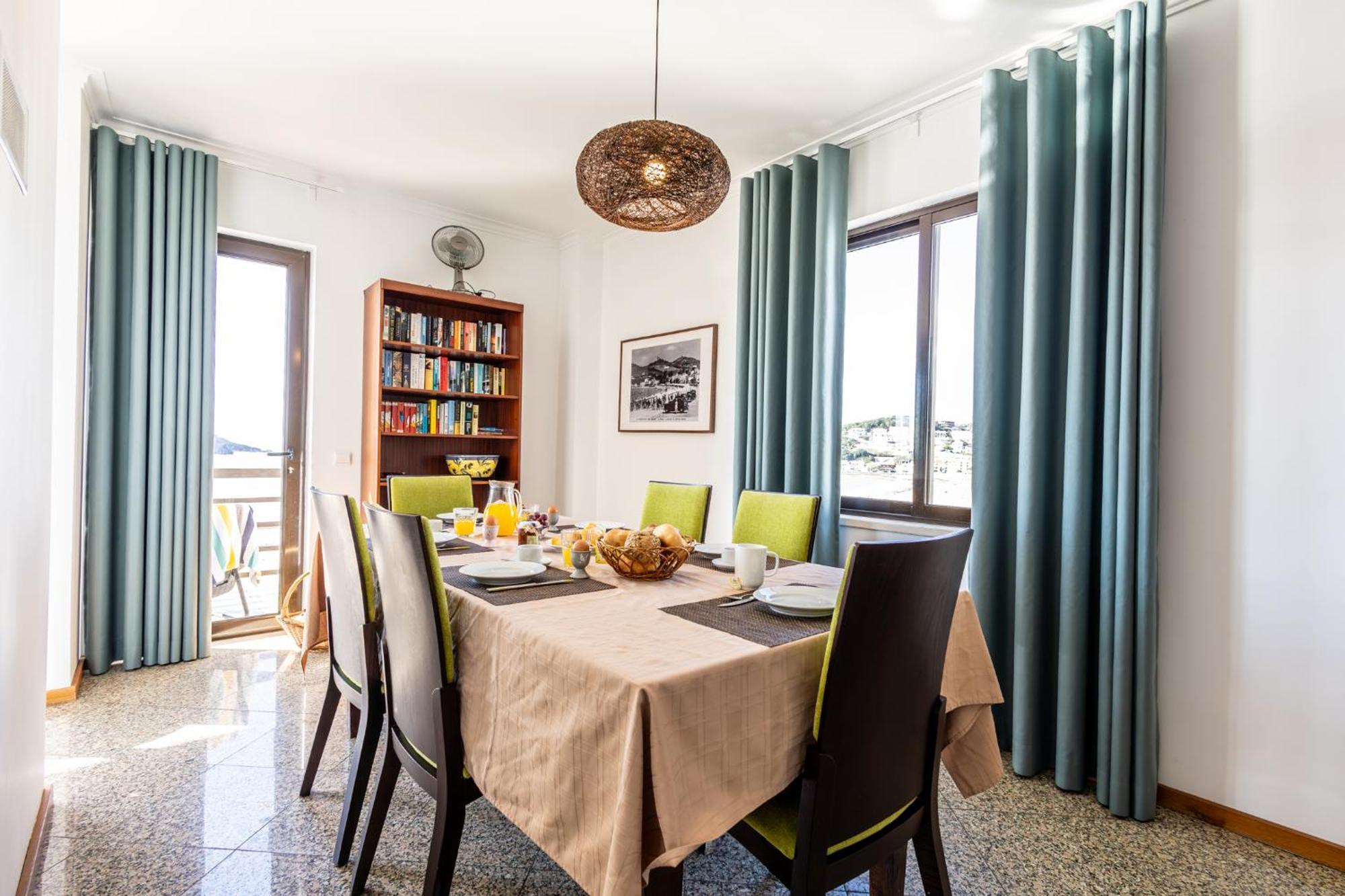 Beachfront 3bdr On Marginal Boulevard